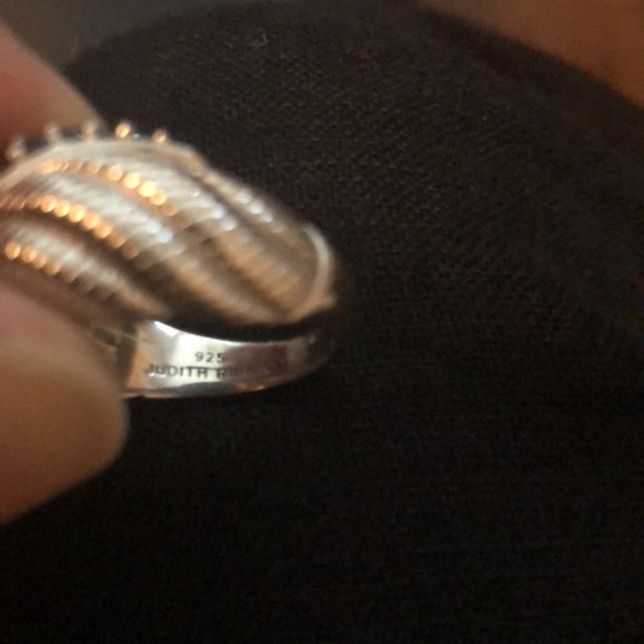 Judith Ripka sapphire/sterling silver dome ring. - Picture 4 of 10